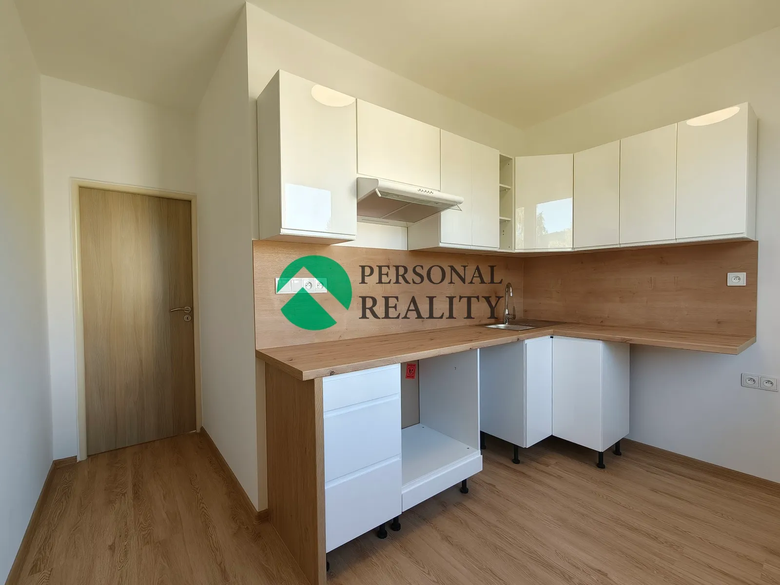 Prodej bytu 3+1 70 m², Nejdek